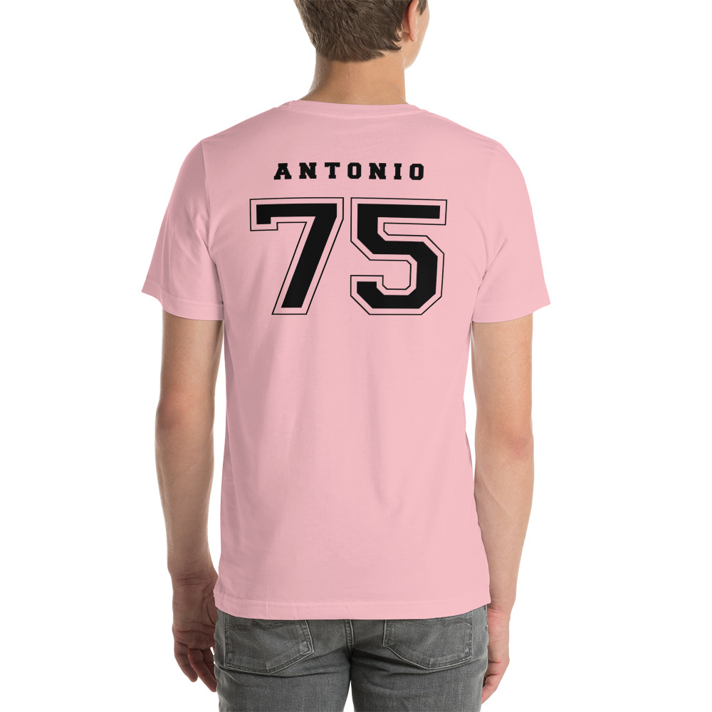 Camiseta personalizada con numero y nombre color rosado detras